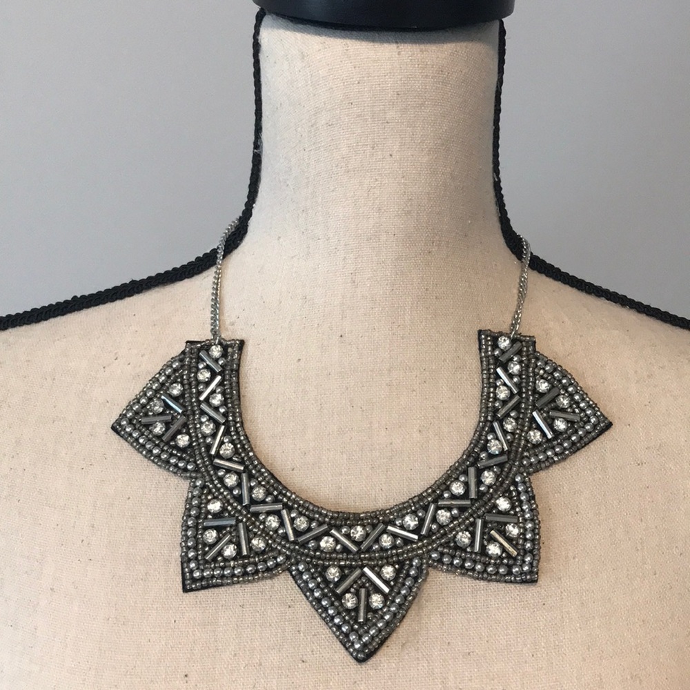• ⭐️Statement Black and diamond necklace⭐️